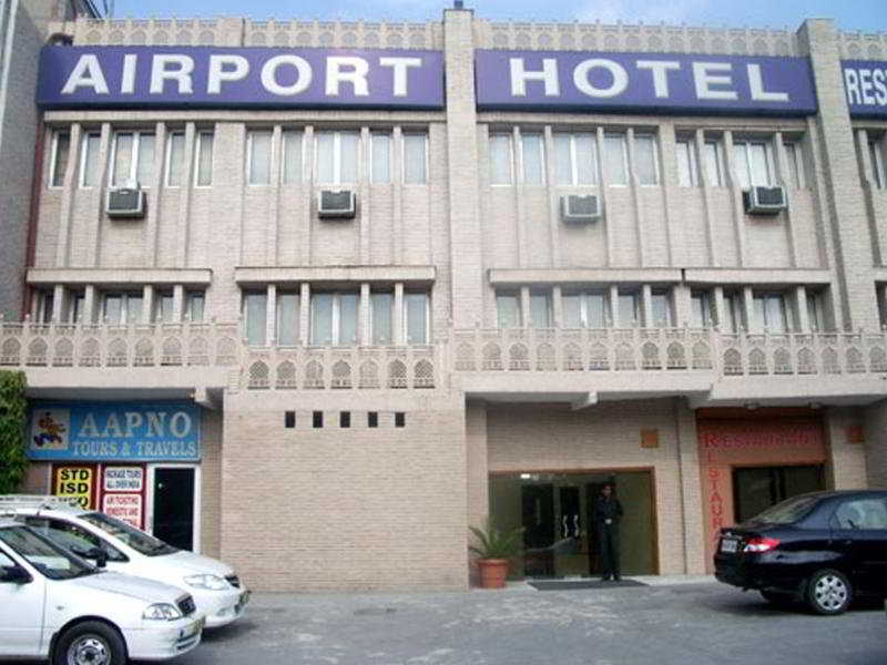 Airport Hotel New Delhi Exterior photo